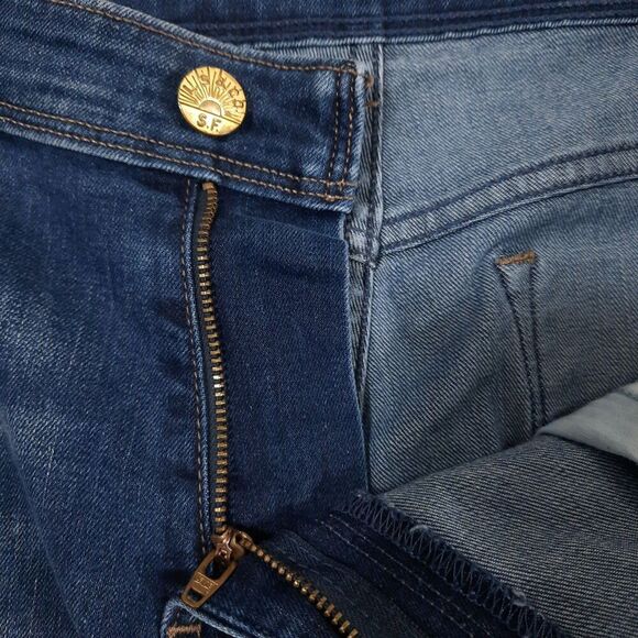 Levi’s Boyfriend Jeans Size W31 X L26 Hypersoft Mid Rise Tapered Leg Medium Wash - Picture 8 of 15